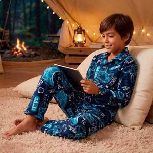 PIJAMA NIÑO FLECCE ESTAMPADO