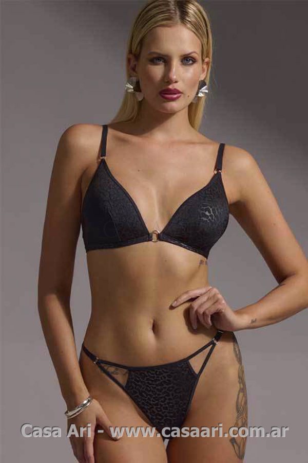 Conj. bralette y tanga/less